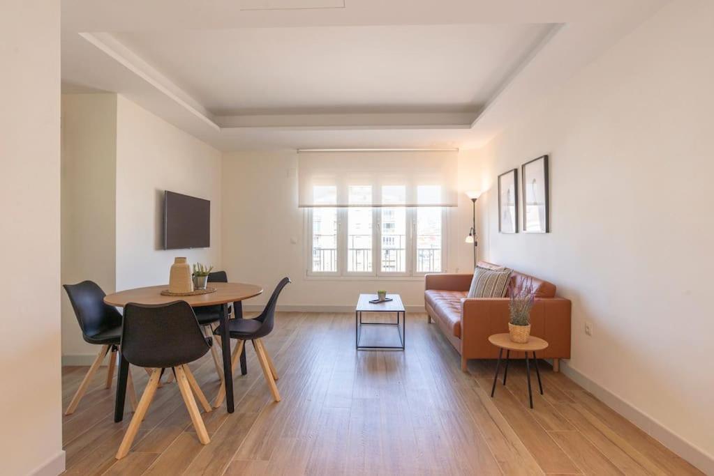 Tribuna I By Ele Apartmens Apartament Màlaga
